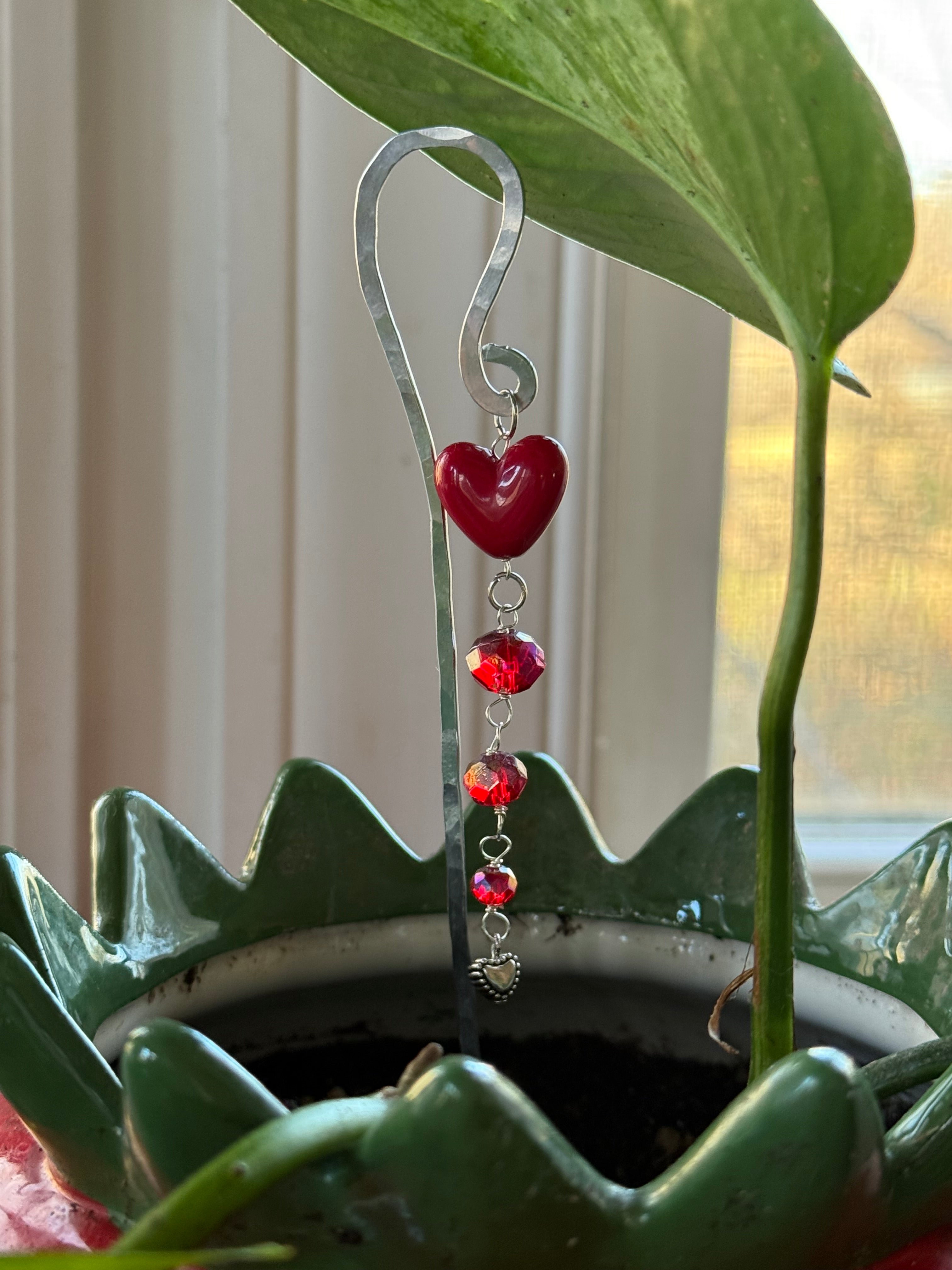 Red Heart Plant Stake