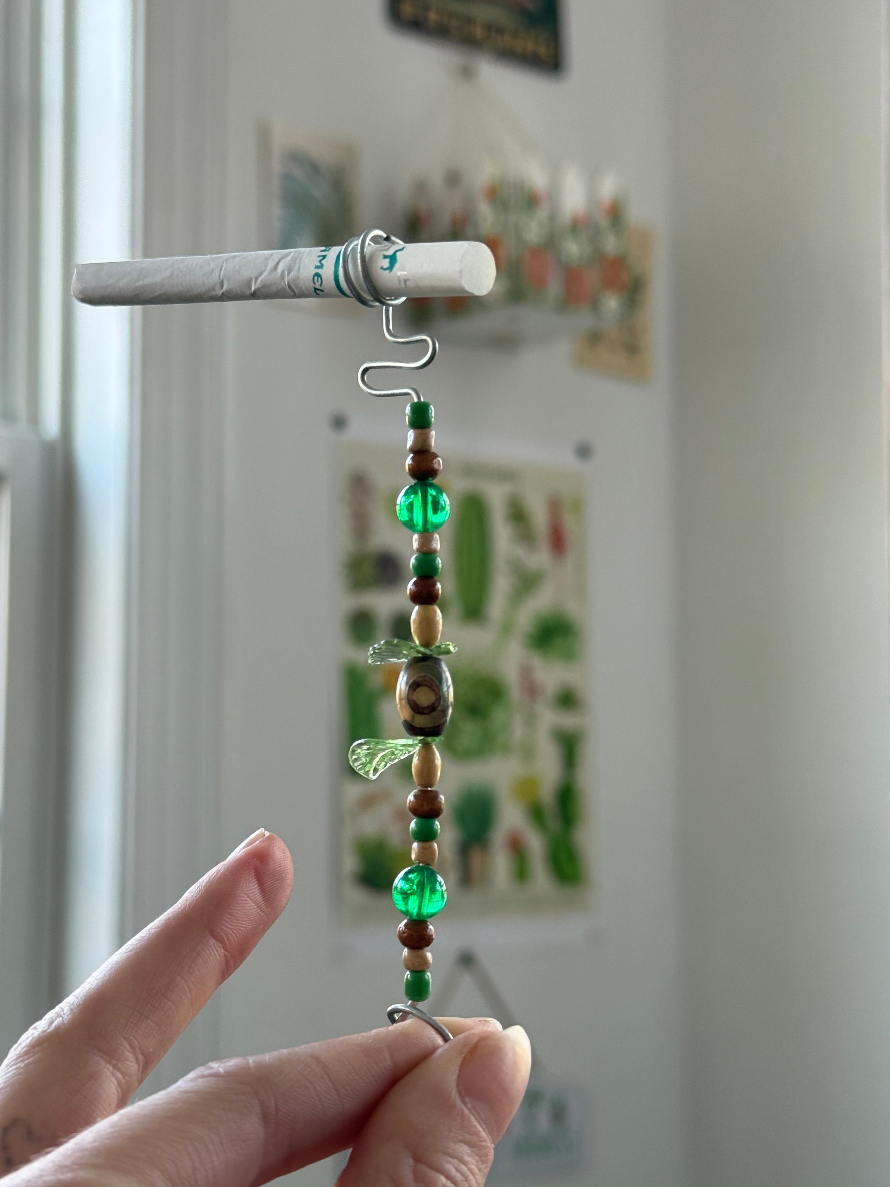 Earthy Joint Holder